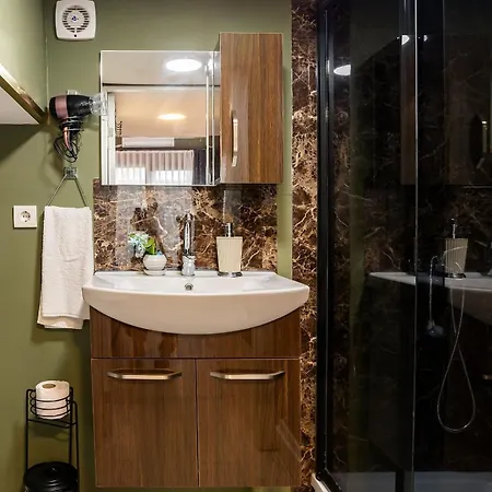 Bed & Breakfast Ada Tiny House Loca Ayvacik