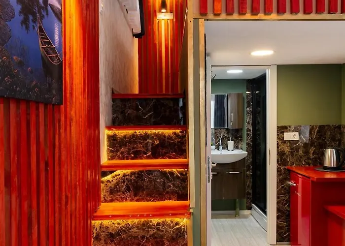 فندق مبيت وإفطار Ada Tiny House Loca