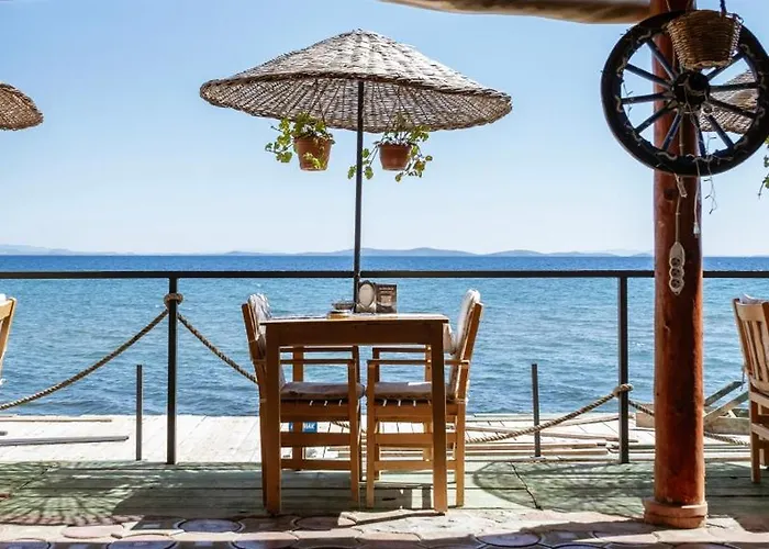 Ada Tiny House Loca فندق مبيت وإفطار